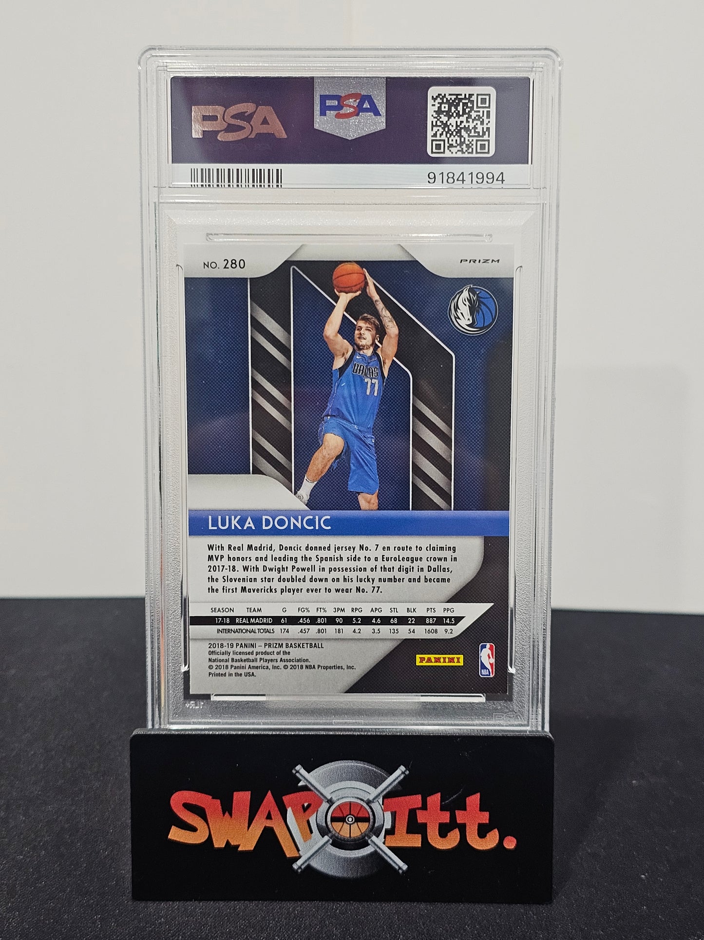 2018 panini prizm LUKA DONCIC red/white/blue prizm Psa 9