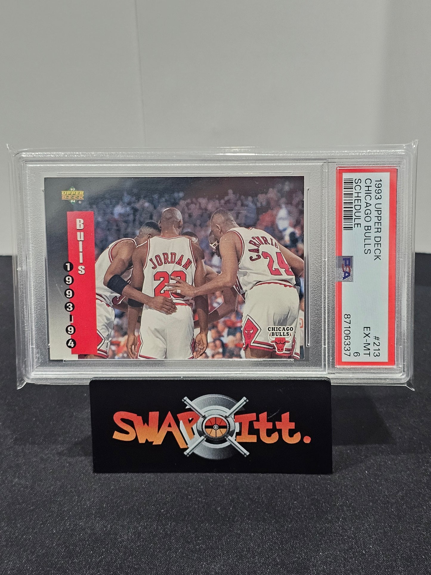 1993 upper deck CHICAGO BULLS psa 6