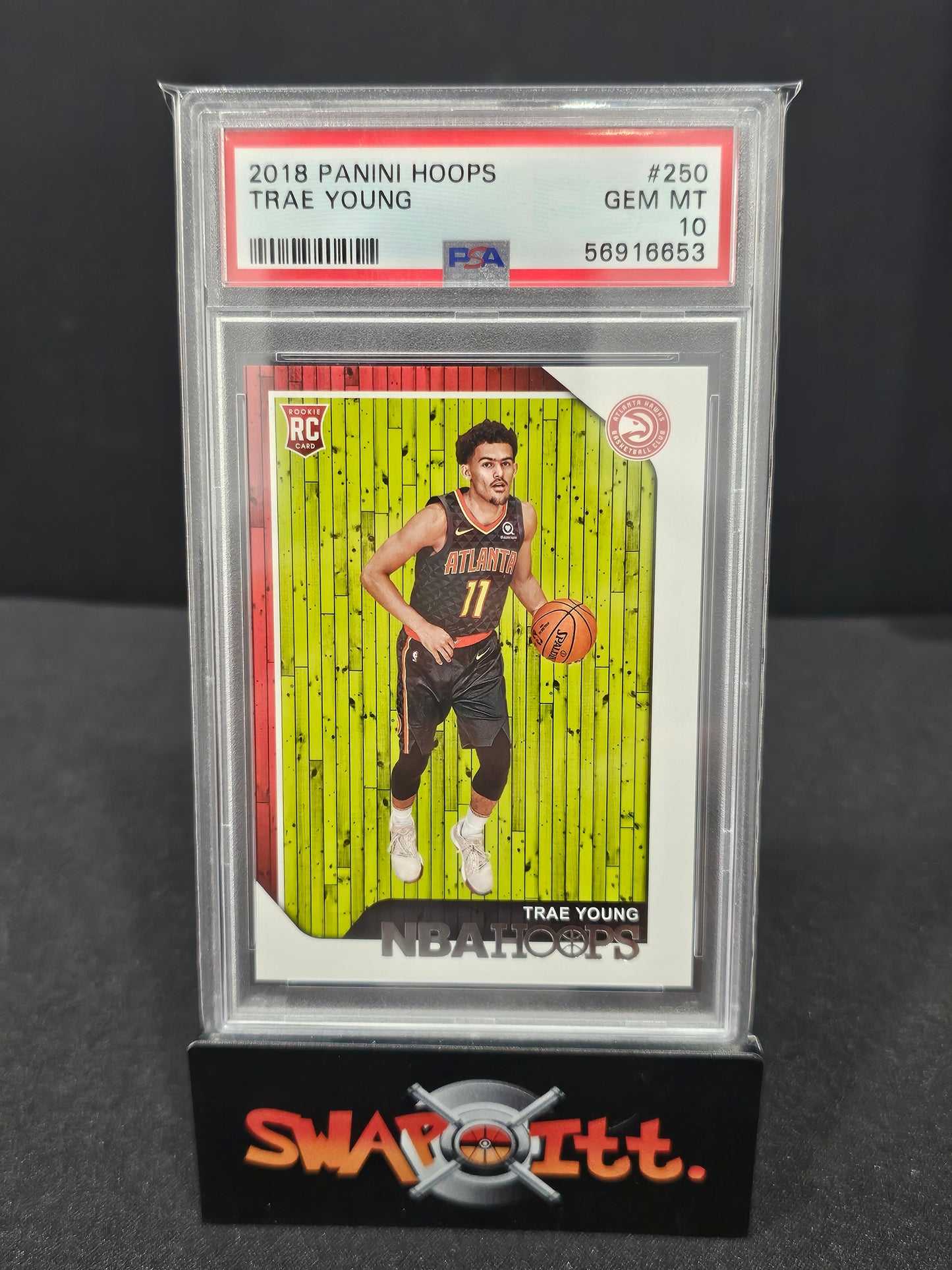 2018 panini hoops TRAE YOUNG psa 10