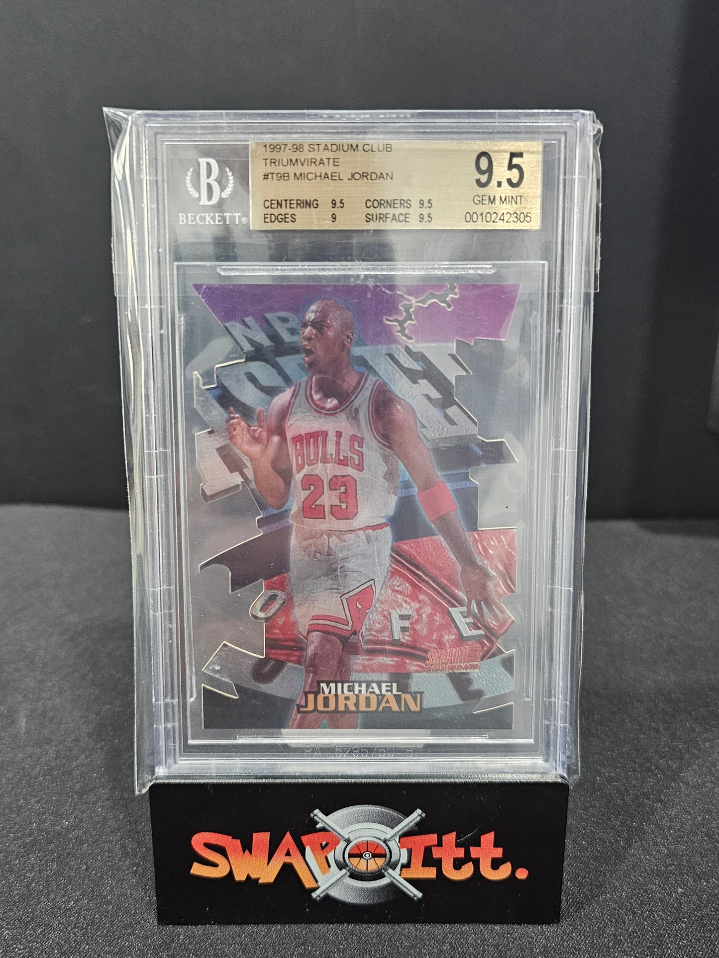 1997-98 topps stadium club triumvirate MICHAEL JORDAN bgs 9.5