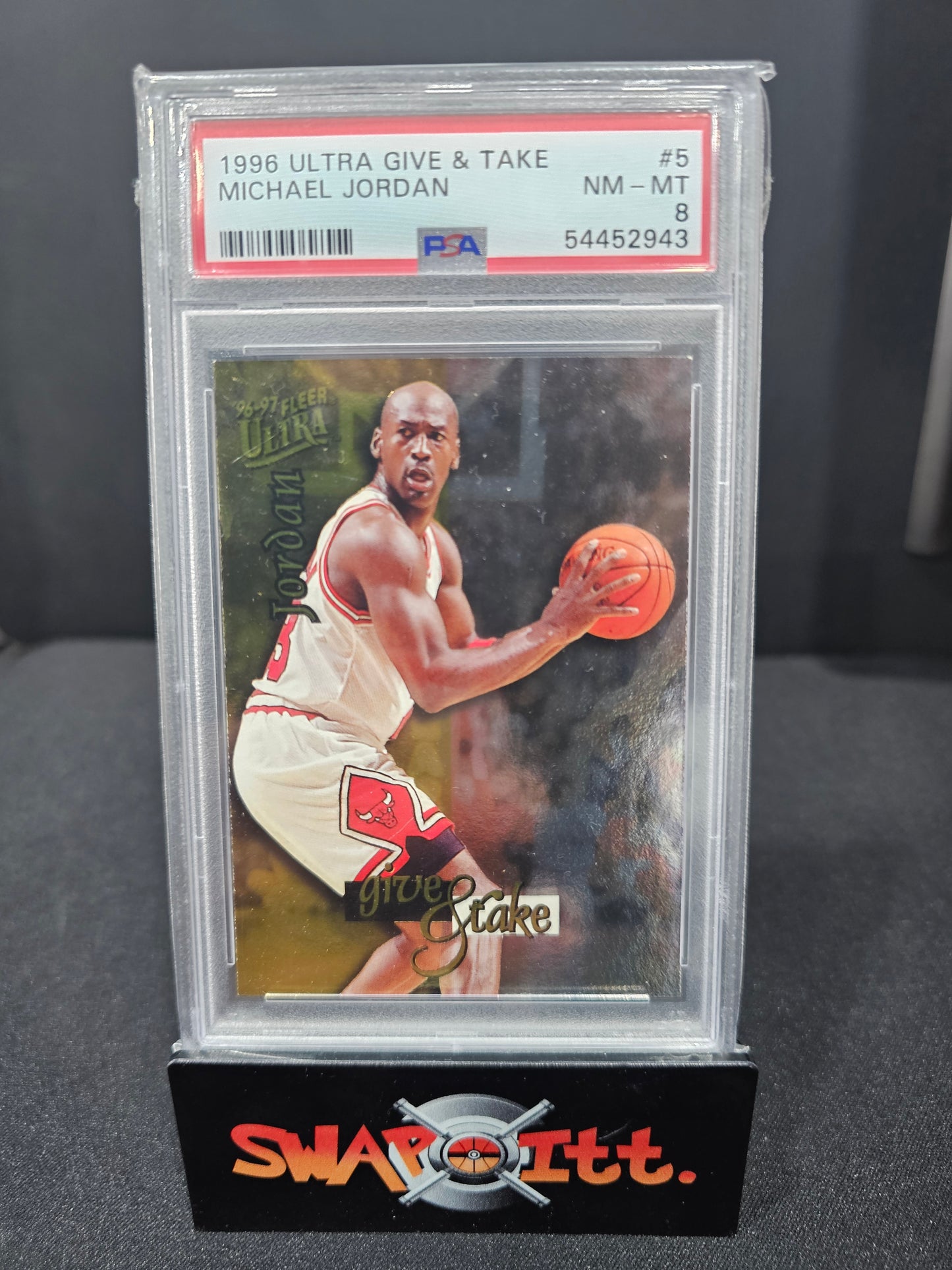 1996 fleer ultra give and take MICHAEL JORDAN psa 8