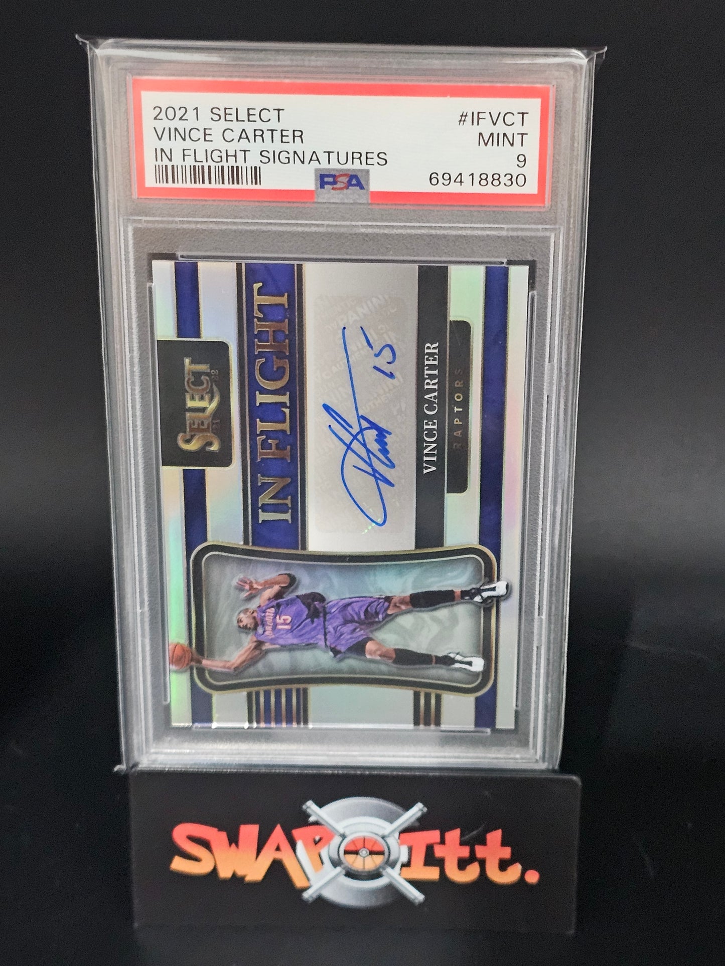 2021 select VINCE CARTER in flight auto 239/245 psa 9