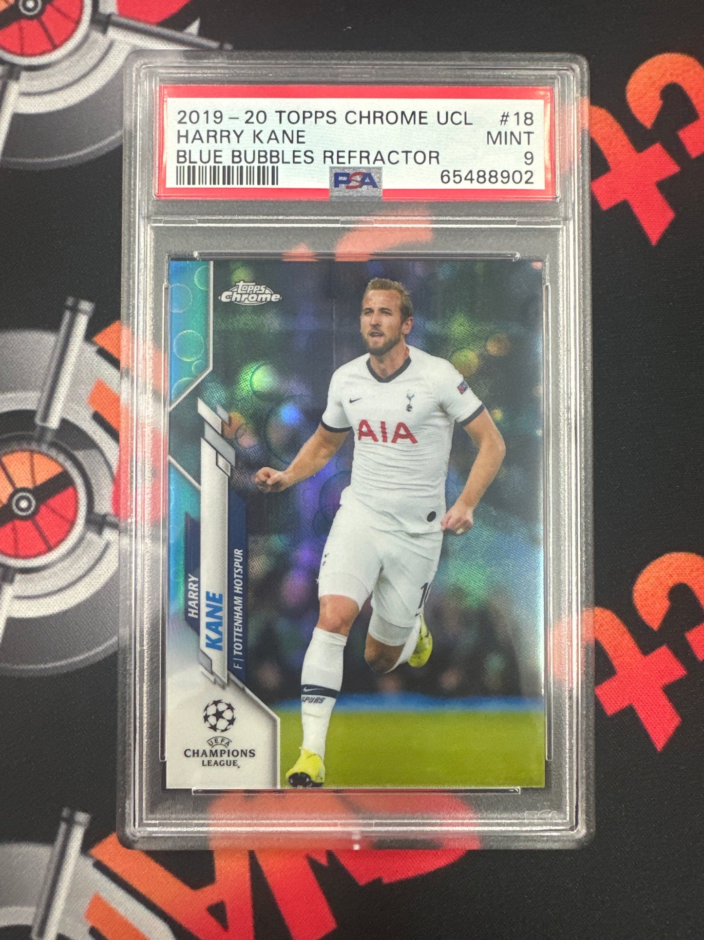 2019/20 Topps Chrome UCL Harry Kane - Blue Bubbles Refractor PSA 9 MINT #8