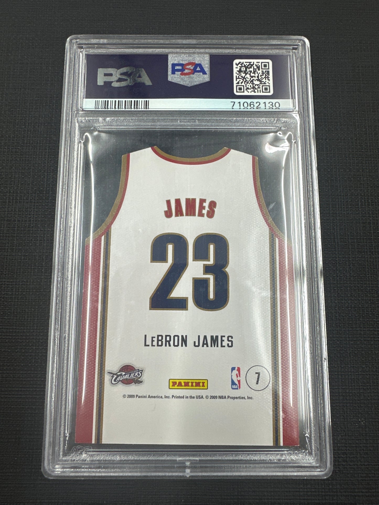 2009 Panini Threads LeBron James - Team Threads - Home PSA 8 #7