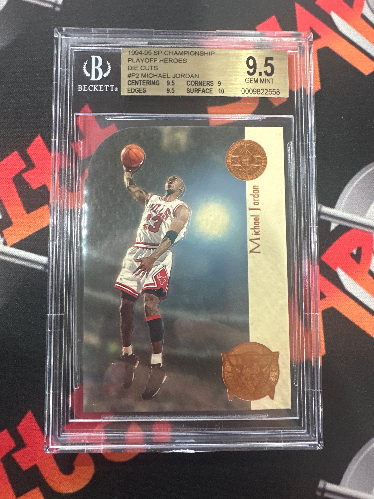 1994-95 Michael Jordan Playoff Heroes Die Cuts #P2